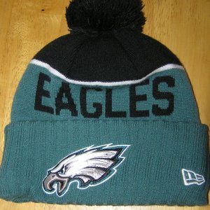 NFL Embroidered Philadelphia Eagles New Era Men's Pom Beanie GUC